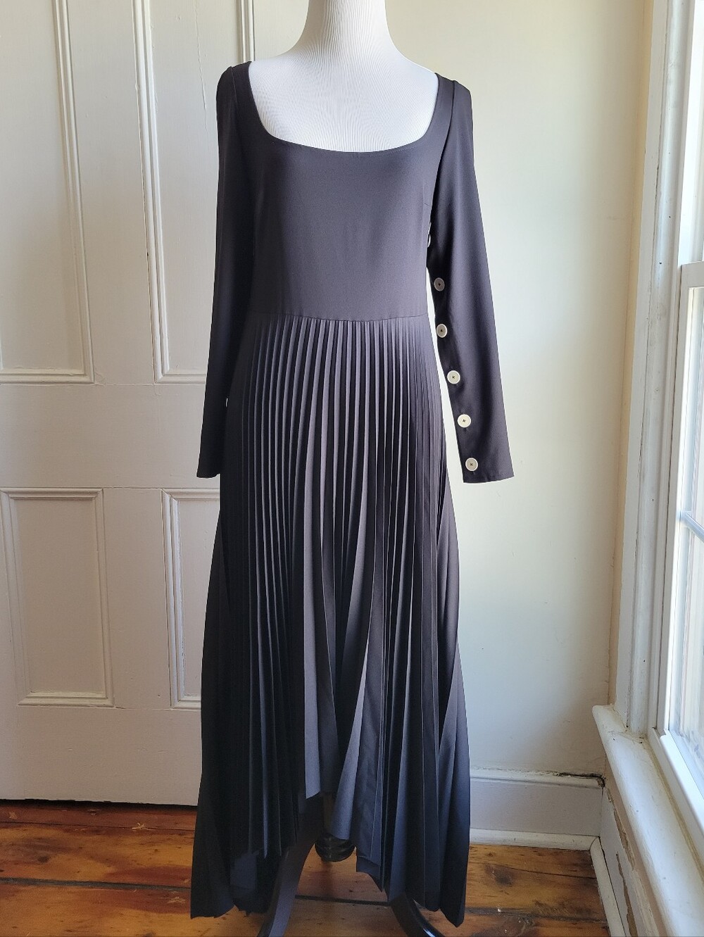 A.W.A.K.E. Mode NWOT Long-Sleeve Pleated Black Dress | Button Detail | Size 38
